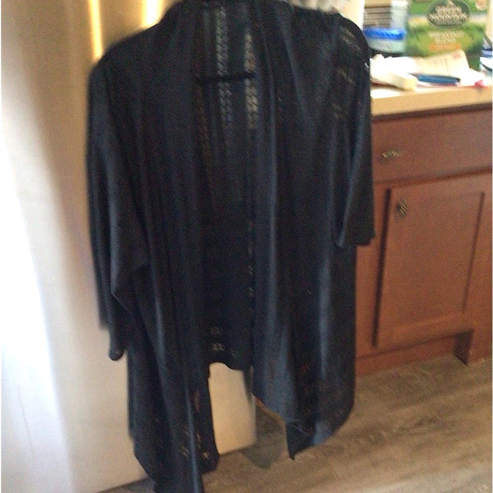 X-Large black sweater